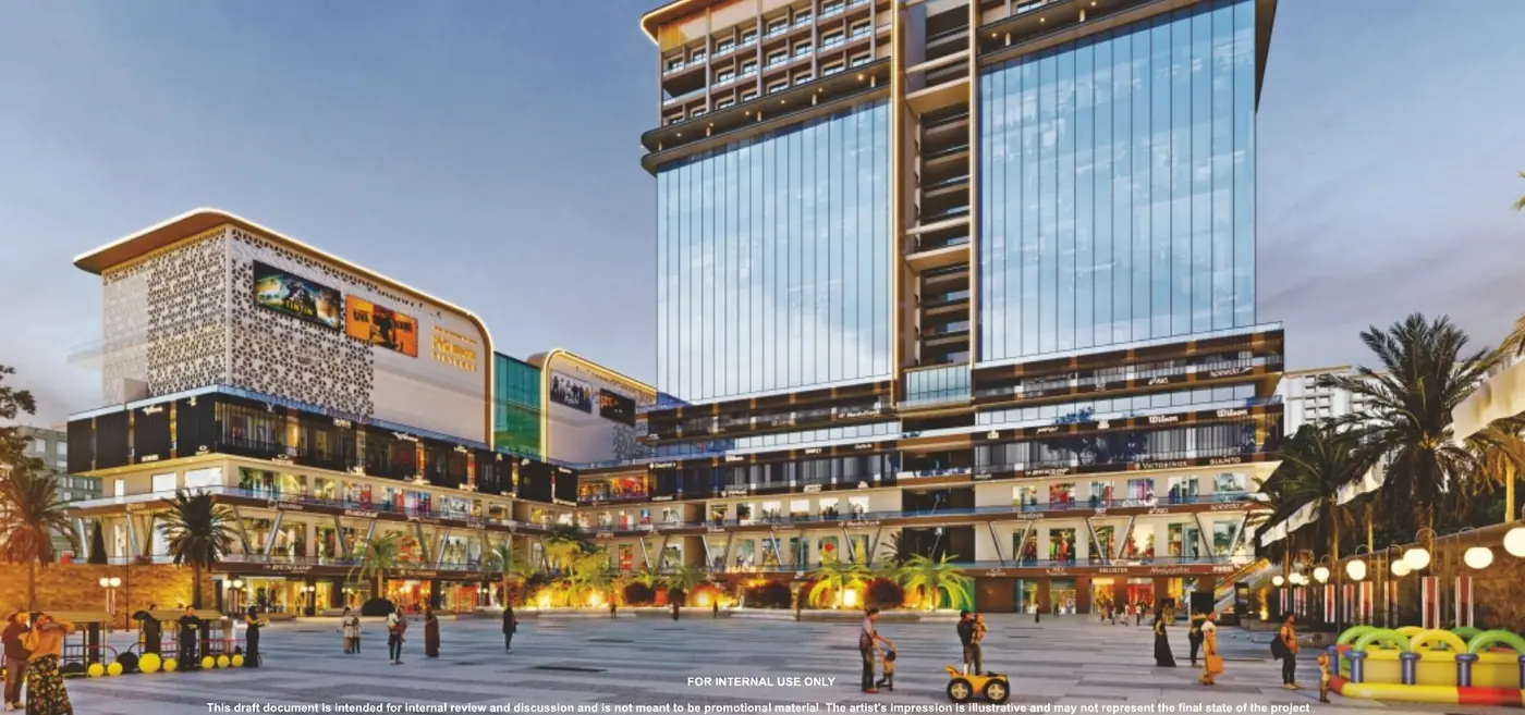 Commercial plaza